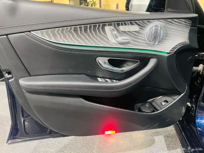 مرسيدس E350 موديل 2021 (بحالة ممتازة) 6