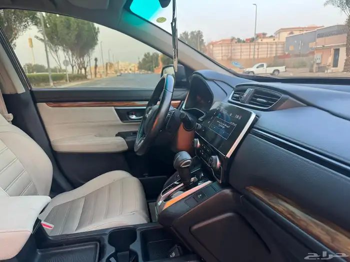 هوندا CRV 2017 فل كامل صيانات وكاله نظيف جدا 26