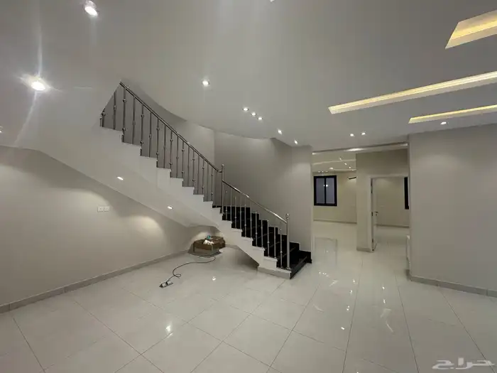 فيلا في وسام 2 حي القراحين لسعر التواصل خاص 4