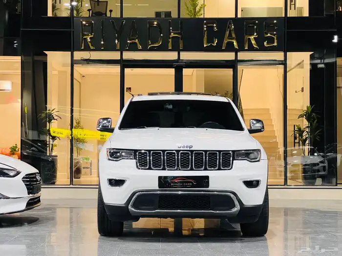 جيب جراند شيروكي 2021 وكاله (بحاله ممتازه) 1