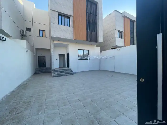 فيلا للبيع   حي طيبة (البيداء)  المدينة المنورة 0