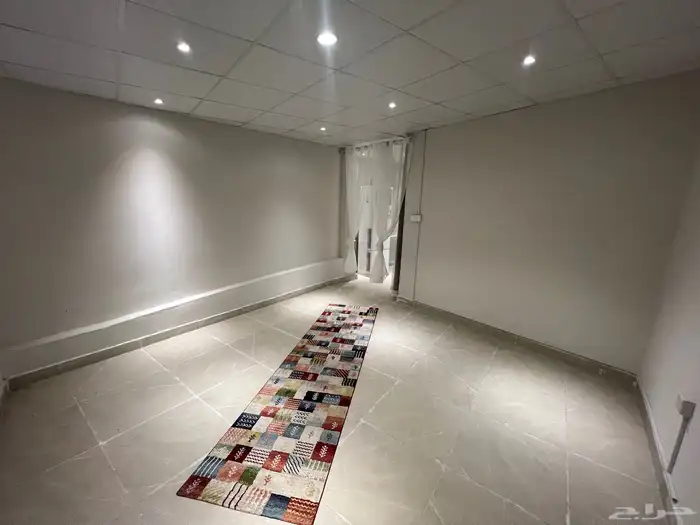 شقه صغيره صاله   غرفه نوم مع حوش 14