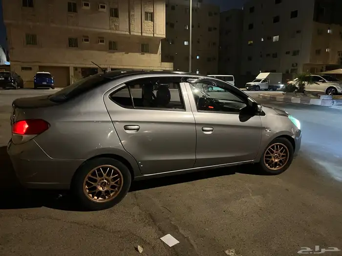 Mitshubishi Attrage 2018 1