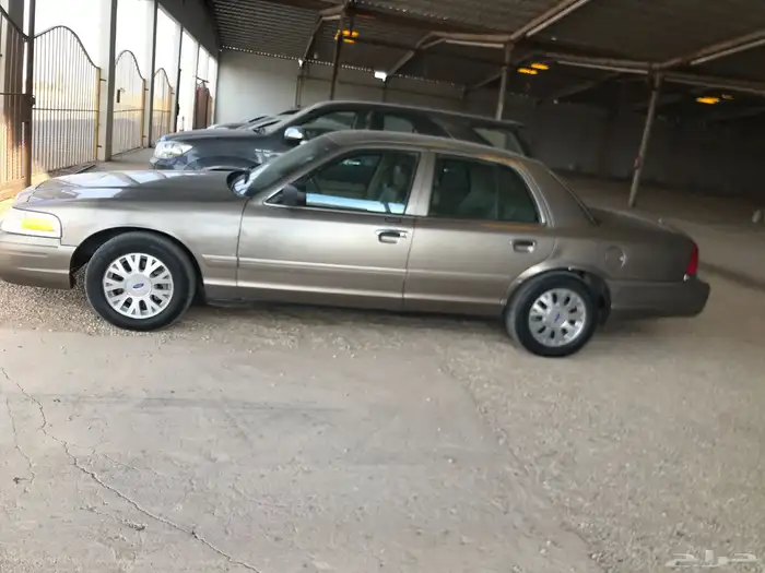 فورد فيكتوريا مديل2004 0