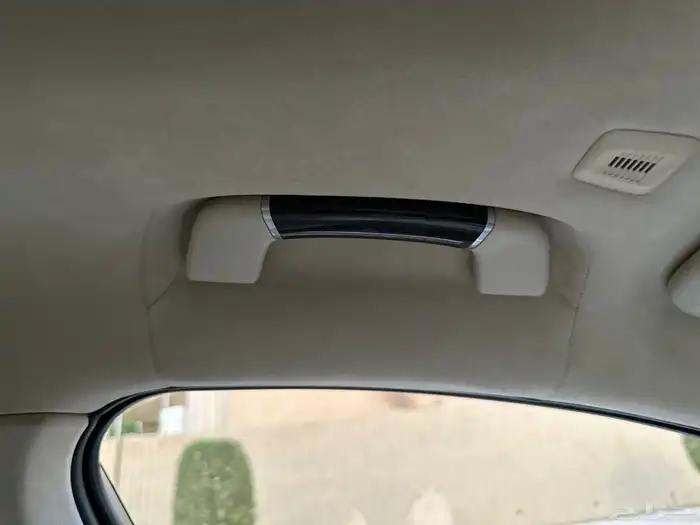 بي ام 740 ماشي فقط 73 الف بدي وكاله صيانات وكاله 27