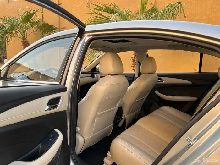 ام جي MG5 فل 2022 سعودي 13