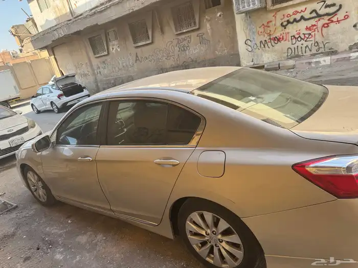 سياره اكورد موديل 2016 للبيع 2