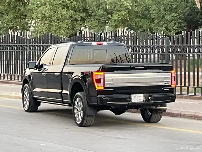 فورد F150 2022 بلاتينيوم فل كامل نظيف جدا بحال الوكاله 9