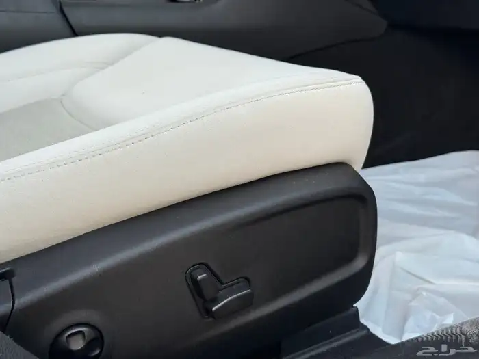 كرايزلر C300 لميتد شرط الشرط 2021 23