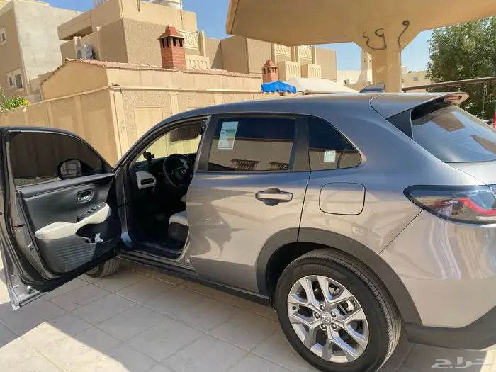 هوندا ZRV 2024للبيع 6