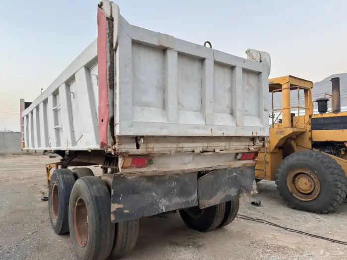 للبيع صندوق قلاب 7