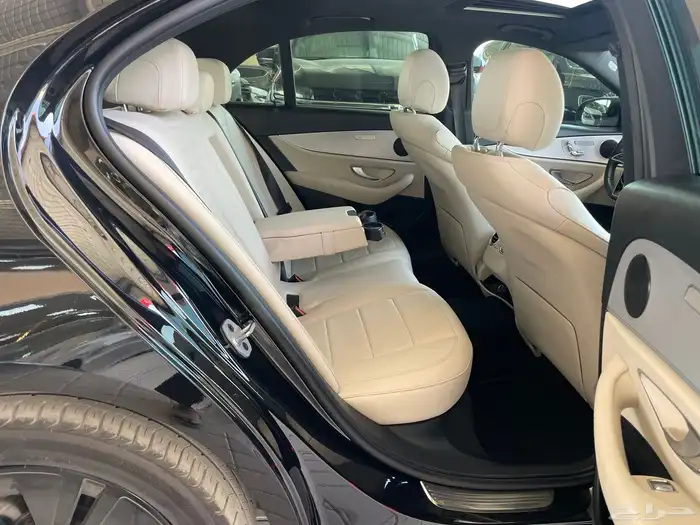 مرسيدس 2021 E250 رادار قياده ذاتيه فتحه سقف ( بنزين) 2.0T 22