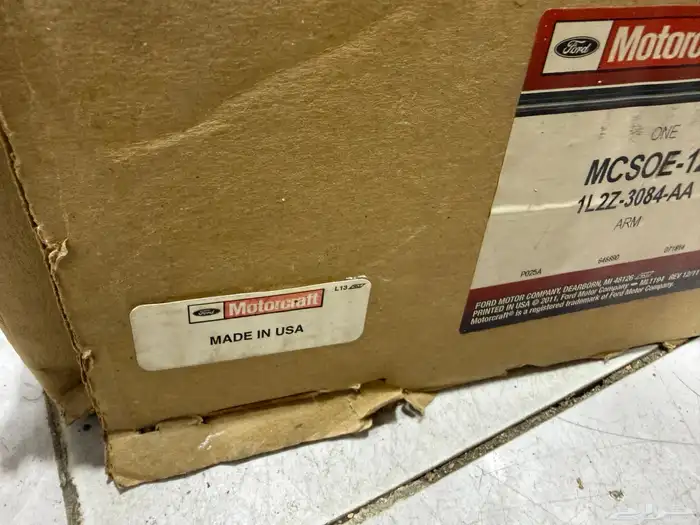 مقص فوق يمين اكسبلور يركب من 2002 لين 2005 4