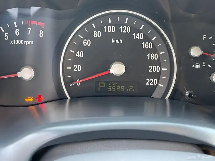 كيا كرنفال موديل 2013 ماشي 359000KM 15