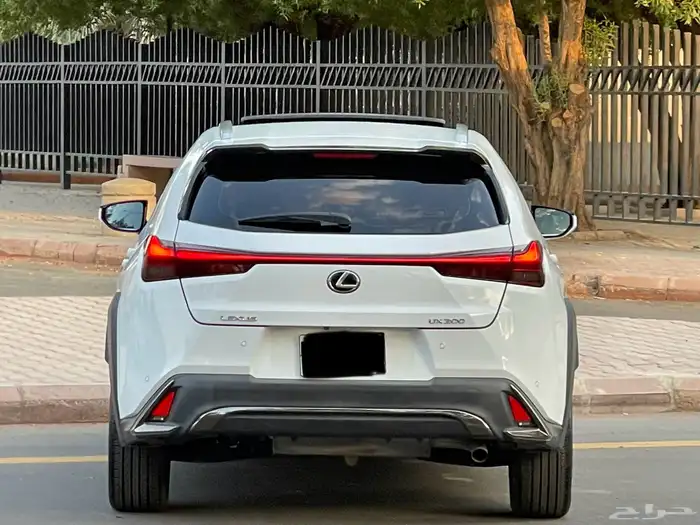 لكزس-UX200-2020(ممشي30الف)اف سبورت 10
