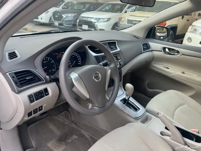 سنترا 2020 نظيف جدا لدى قمة الاطلال 44