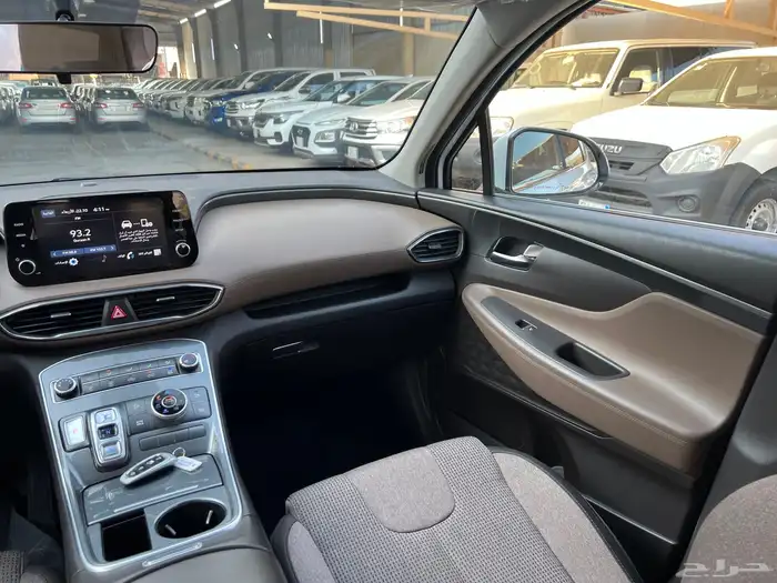 سنتافي 2023 دبل بنزين 7 مقاعد نظيف جدا لدى قمة الاطلال 37