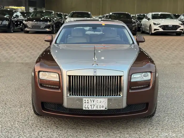 رولزرويس قوست 2014 - مخزن - ممشى 28 الف كيلومتر فقط 0