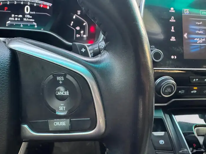 هوندا CRV 2017 فل كامل صيانات وكاله نظيف جدا 32