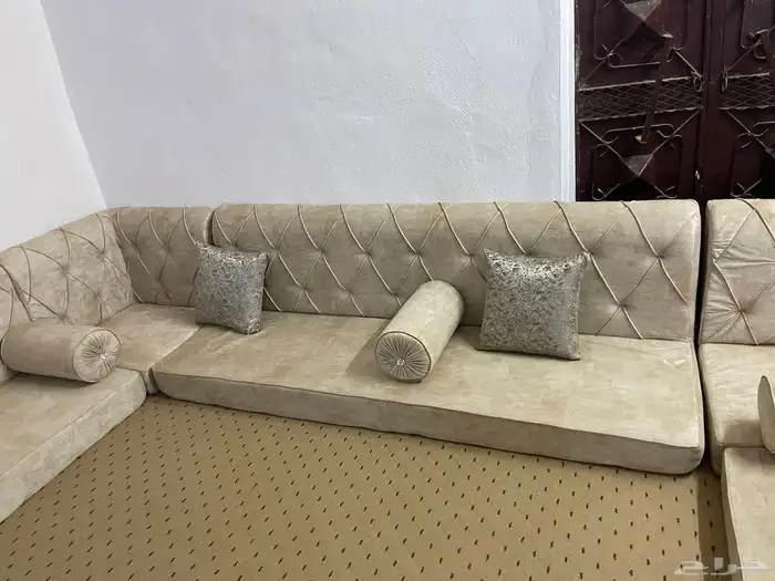 للبيع كنب مجلس 2