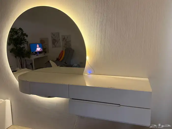 مرايا ودروج 1