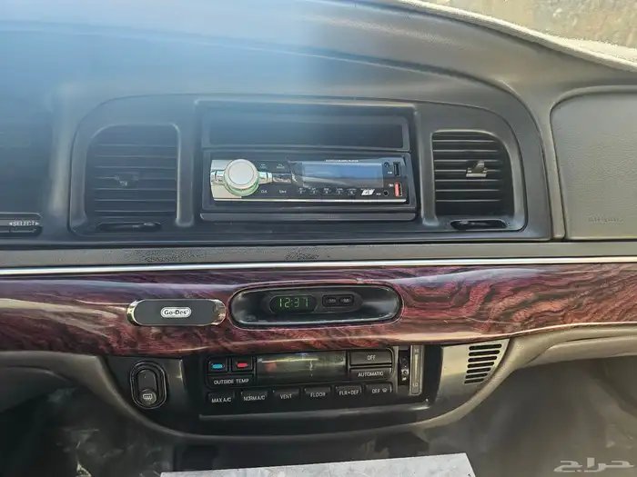 فورد ماركيز 2002 للبيع نظيفة جدا.. 3