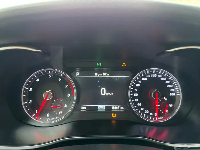 جنسس G70- 2020 18