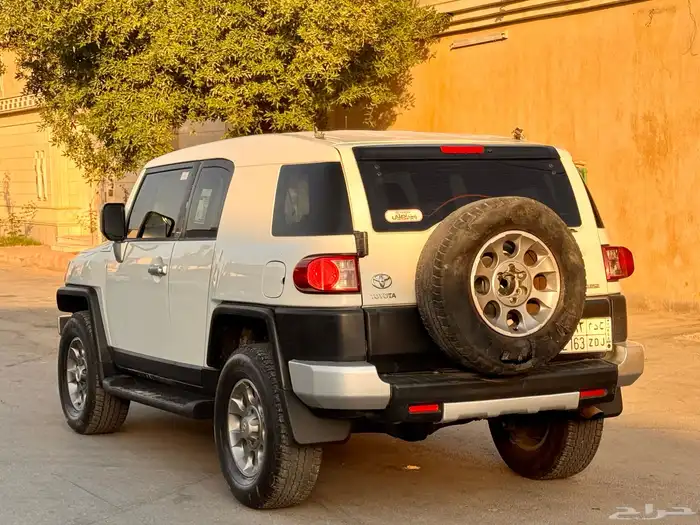 تويوتا اف جي 2013 5