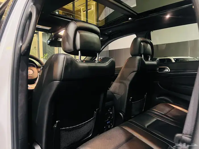 جيب جراند شيروكي 2021 وكاله (بحاله ممتازه) 5