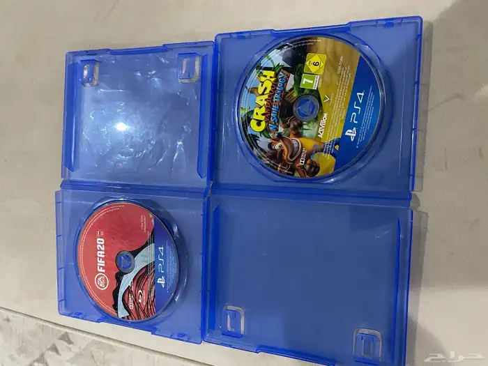 ألعاب بلاستيشن فور للبيع 1