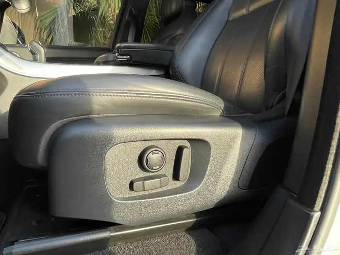 رنج روفر سبورت ديزل 2021 (( بحالة ممتازة )) 21