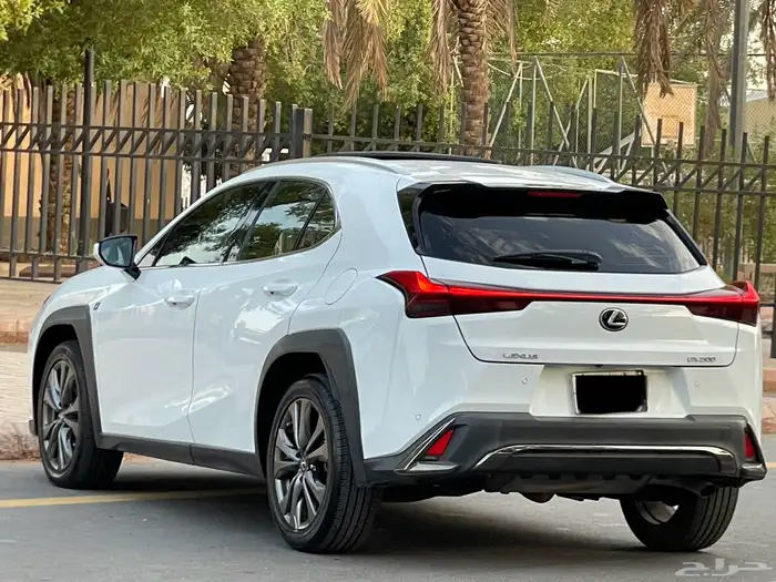 لكزس-UX200-2020(ممشي30الف)اف سبورت 12
