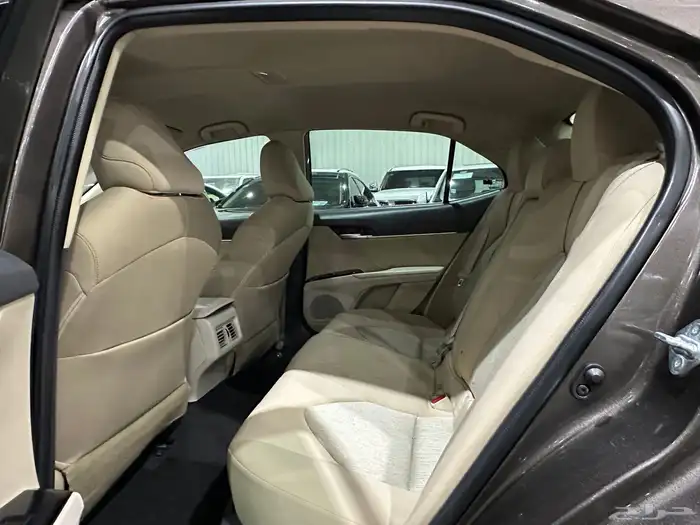 تويوتا كامري LE استاندر 2019 9