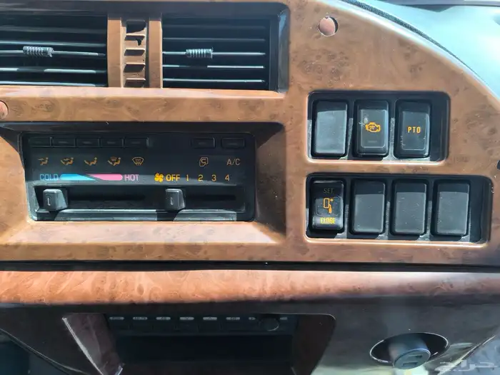 قلاب ايسوزو حضرموت 18