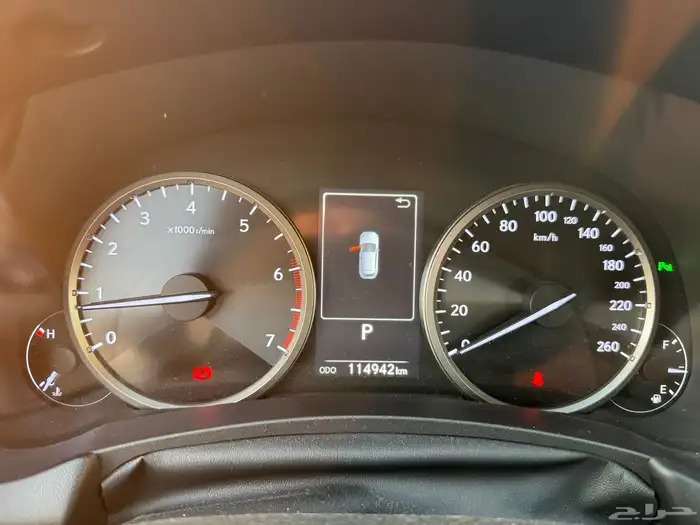 لكزس NX300 2020 10