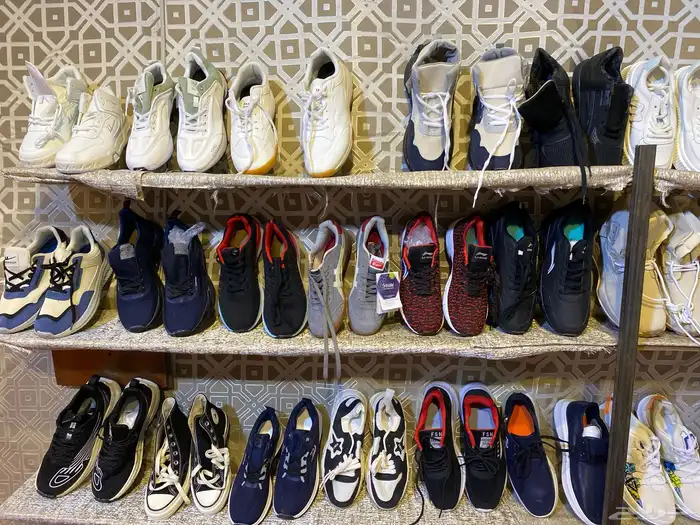 يوجد عندنا ساعات ونضارات وجزم تصفيات 2