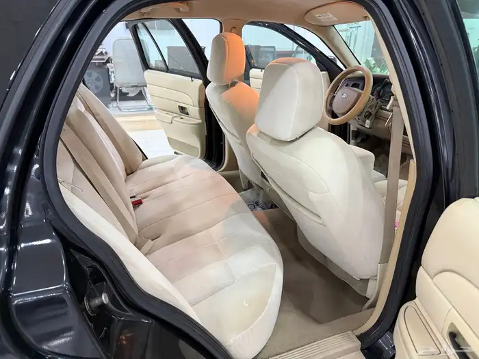 فورد-فكتوريا-2008-مدني 13