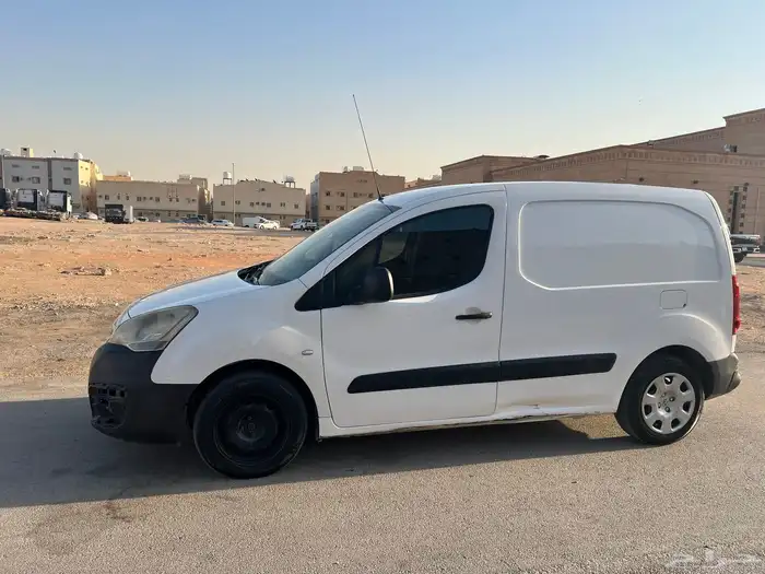 فان بيجو للبيع 4