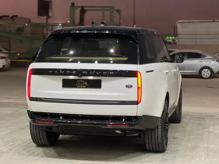 رنج روفر فوج موديل 2023 7