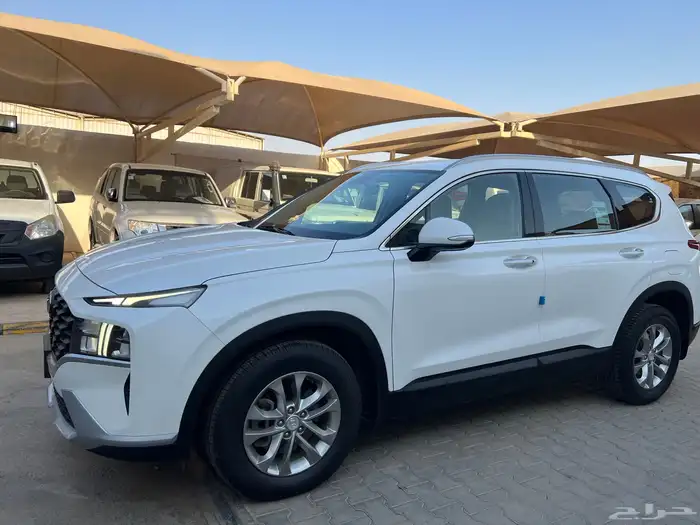 سنتافي 2023 دبل بنزين 7 مقاعد نظيف جدا لدى قمة الاطلال 18