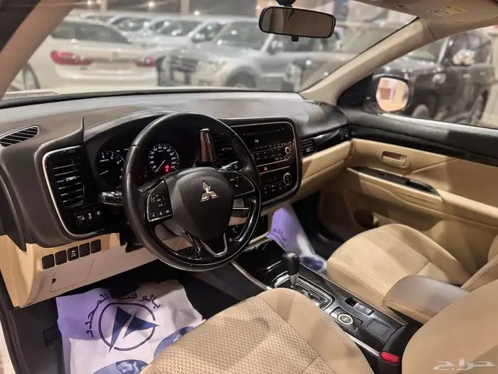 ميتسوبيشي أوتلاندر موديل 2019 12