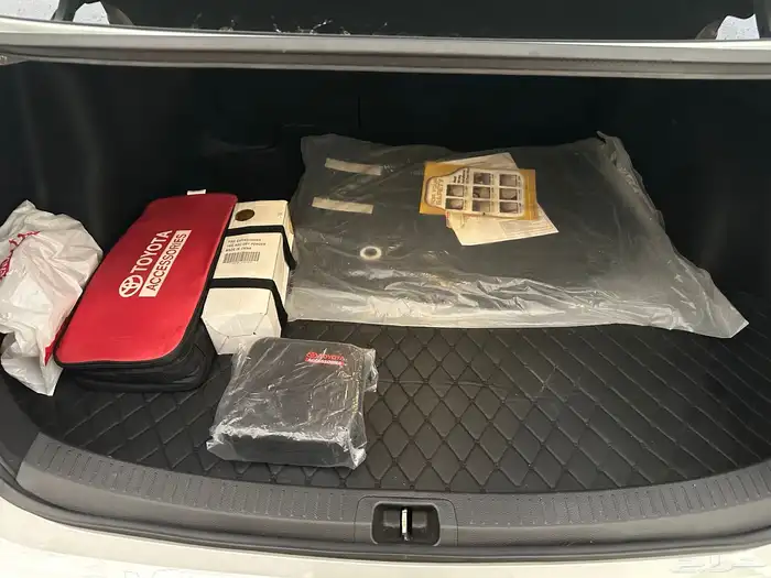 كورولا 2024 GLI هايبرد اعلى فئة - ممشى قليل - شبه وكالة 25