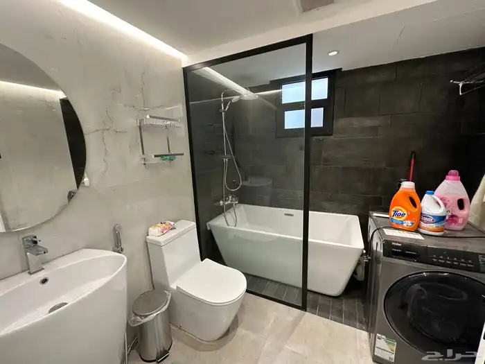 شقة فاخرة مؤثثة في حي الملقا مساحة 185م 5