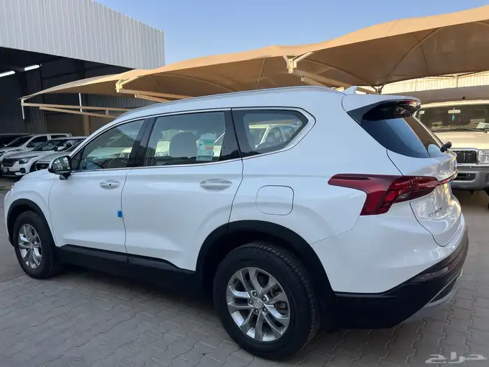 سنتافي 2023 دبل بنزين 7 مقاعد نظيف جدا لدى قمة الاطلال 14