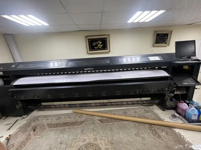 للبيع ماكينة طباعهLimo Aprint مستعمله 0