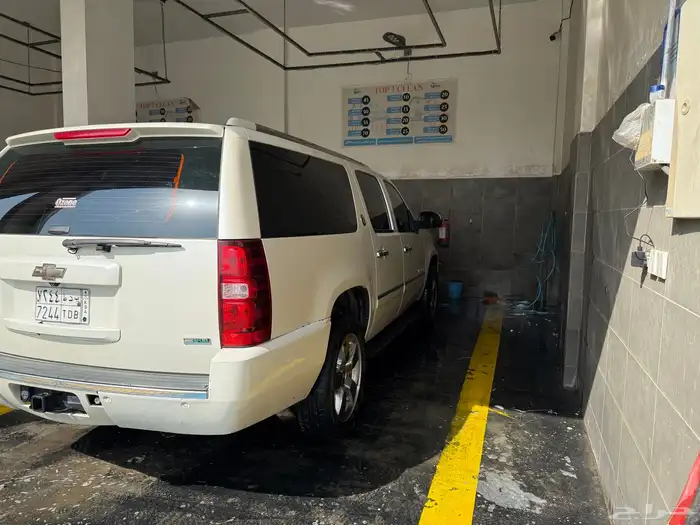 سيارة سوبربان شفروليه موديل 2010 5