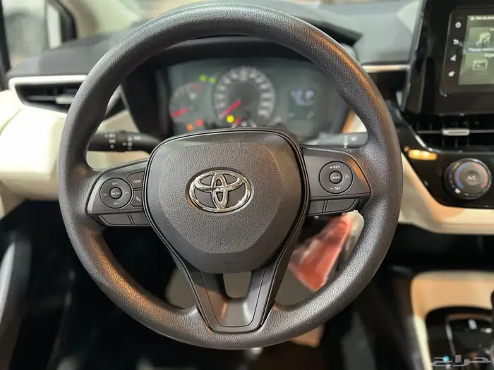 تويوتا   كورولا XLi استاندر 2.0 بنزين 2025جديد 78.750شامل 18