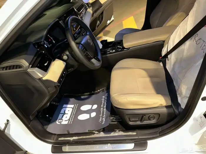 كامري 2025 للبيع 13