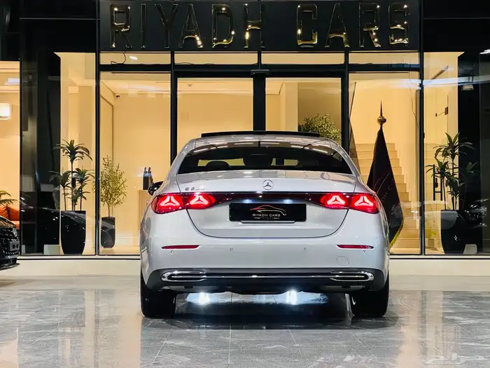 مرسيدس E200 موديل 2024 (وكاله) 3