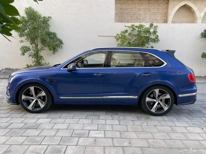 بنتلي بنتياقا 13